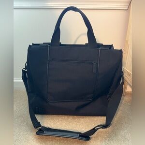 Beis East to West Travel Tote (in Black)
